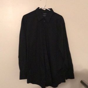 Docker’s Men’s dress button down dress shirt